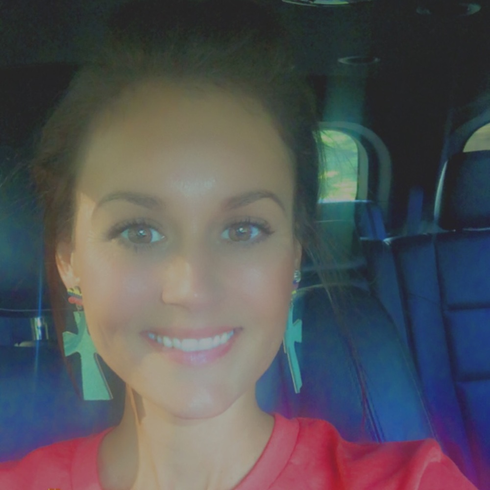 Meet your Posher, Shelli